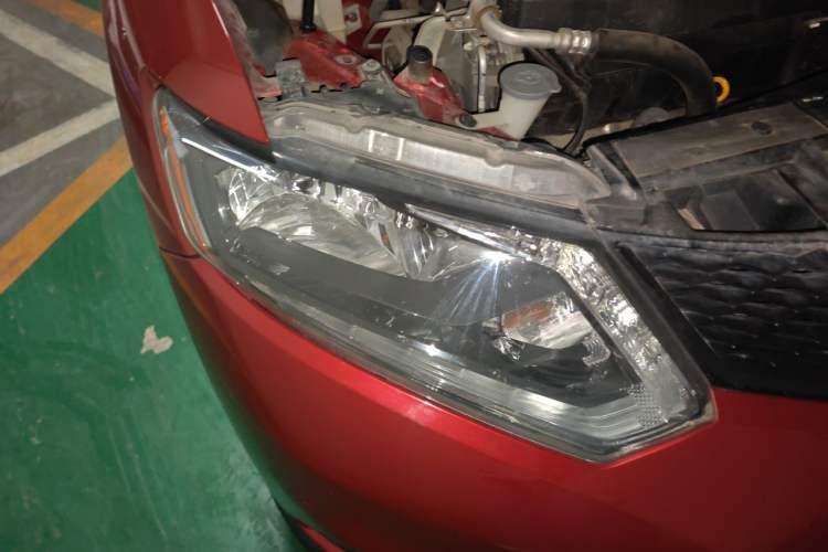 Used Nissan X-Trail 2014 2.0L CVT Comfort Edition 2WD Right Front Headlight