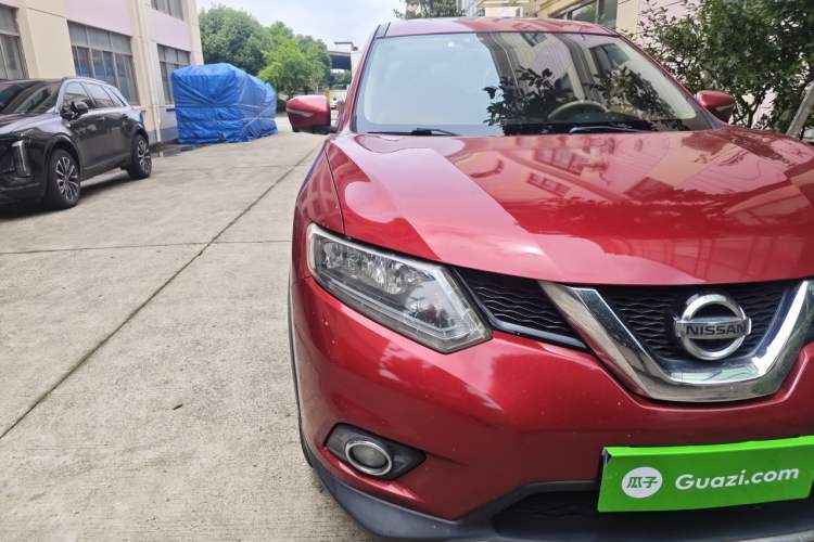 Used Nissan X-Trail 2014 2.0L CVT Comfort Edition 2WD Right Front Headlight