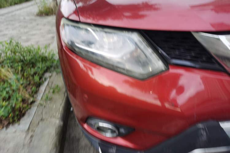 Used Nissan X-Trail 2014 2.5L CVT Ultimate Edition 4WD Right Front Headlight