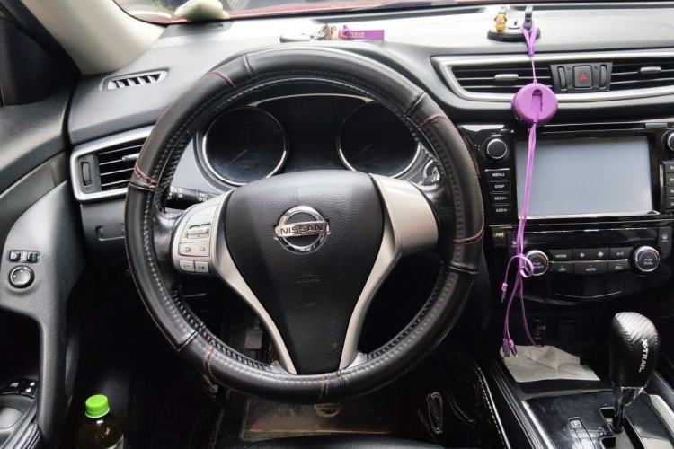 Used Nissan X-Trail 2014 2.0L CVT Comfort Edition 2WD Steering Wheel