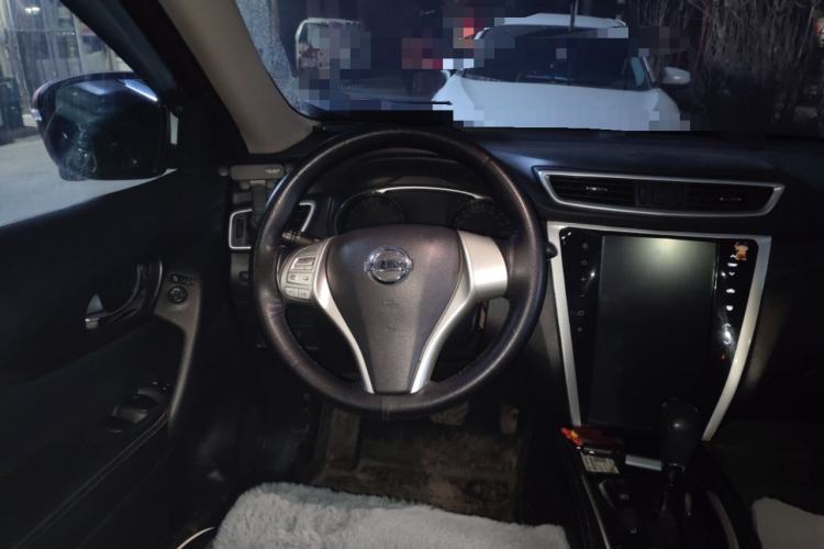 Used Nissan X-Trail 2014 2.0L CVT Comfort Edition 2WD Steering Wheel