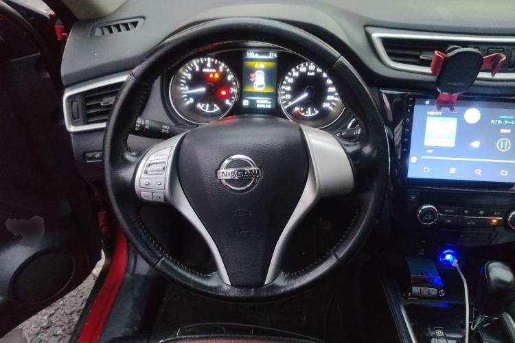 Used Nissan X-Trail 2014 2.5L CVT Leading Edition 4WD Steering Wheel