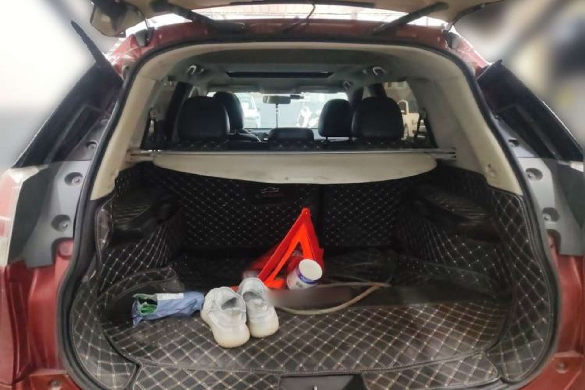 Used Nissan X-Trail 2014 2.5L CVT Luxury Edition 4WD Trunk