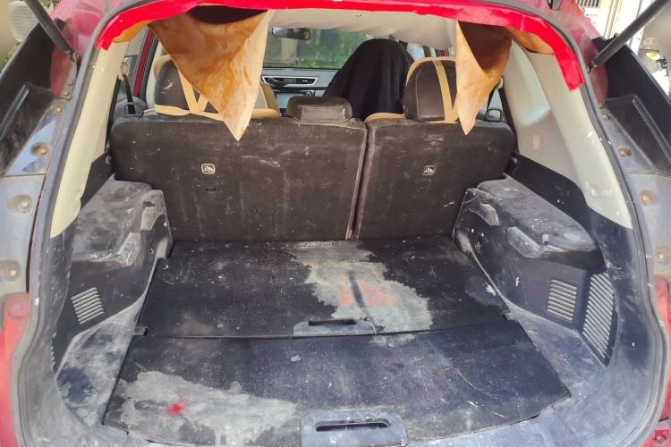 Used Nissan X-Trail 2014 2.0L CVT Fashion Edition 2WD Trunk