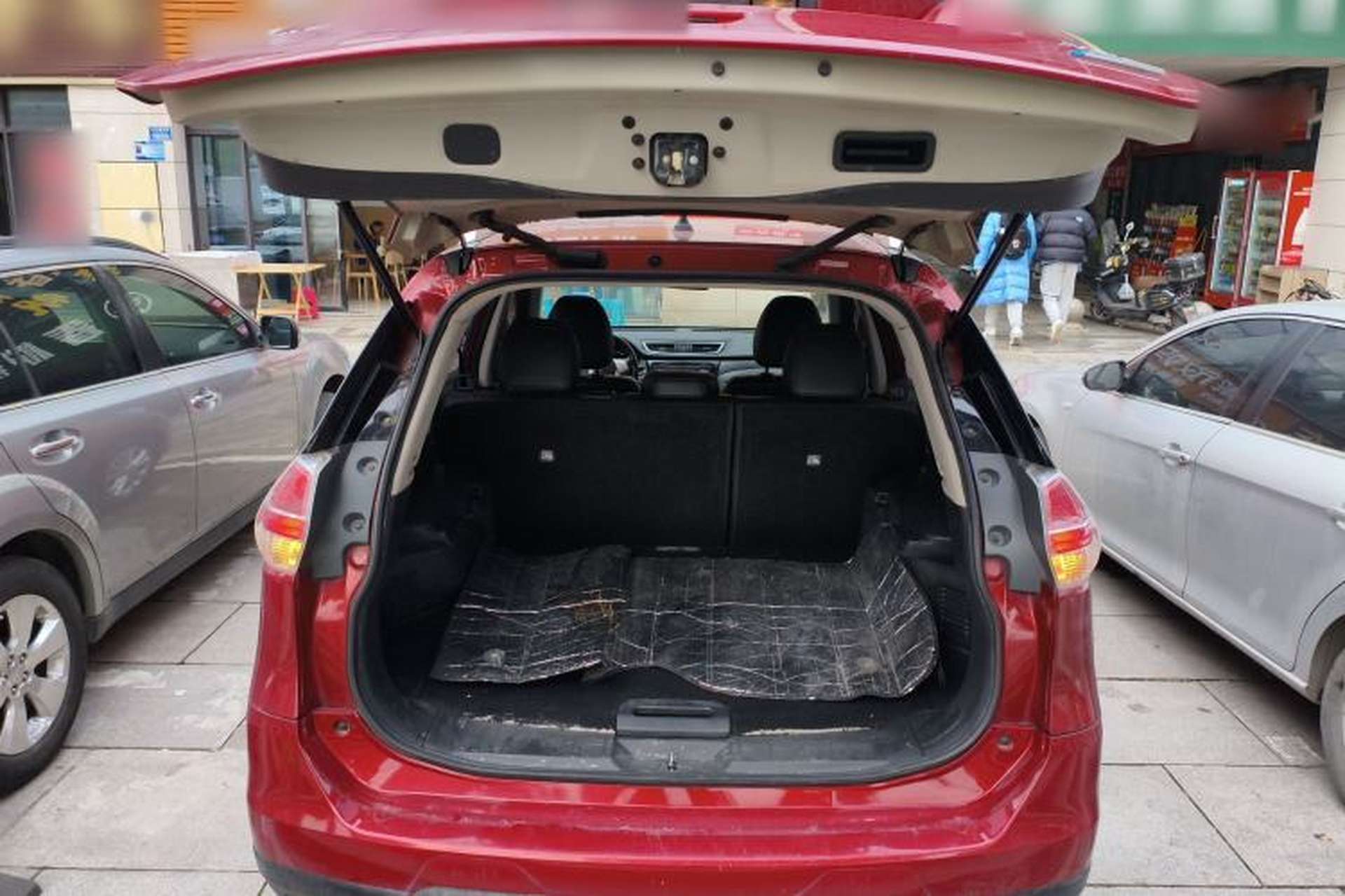 Used Nissan X-Trail 2014 2.0L CVT Comfort Edition 2WD Trunk
