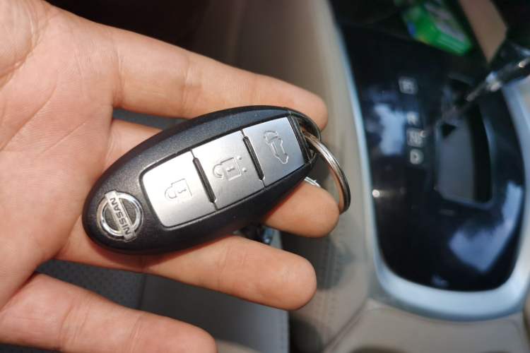 Used Nissan X-Trail 2014 2.5L CVT Ultimate Edition 4WD Vehicle Key