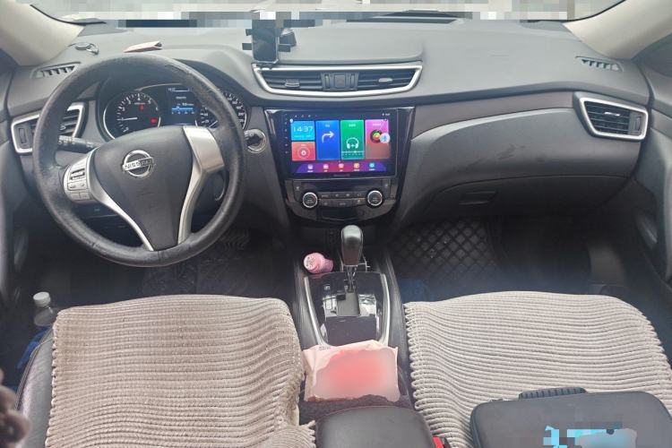 Used Nissan X-Trail 2014 2.0L CVT Comfort Edition 2WD Center Console