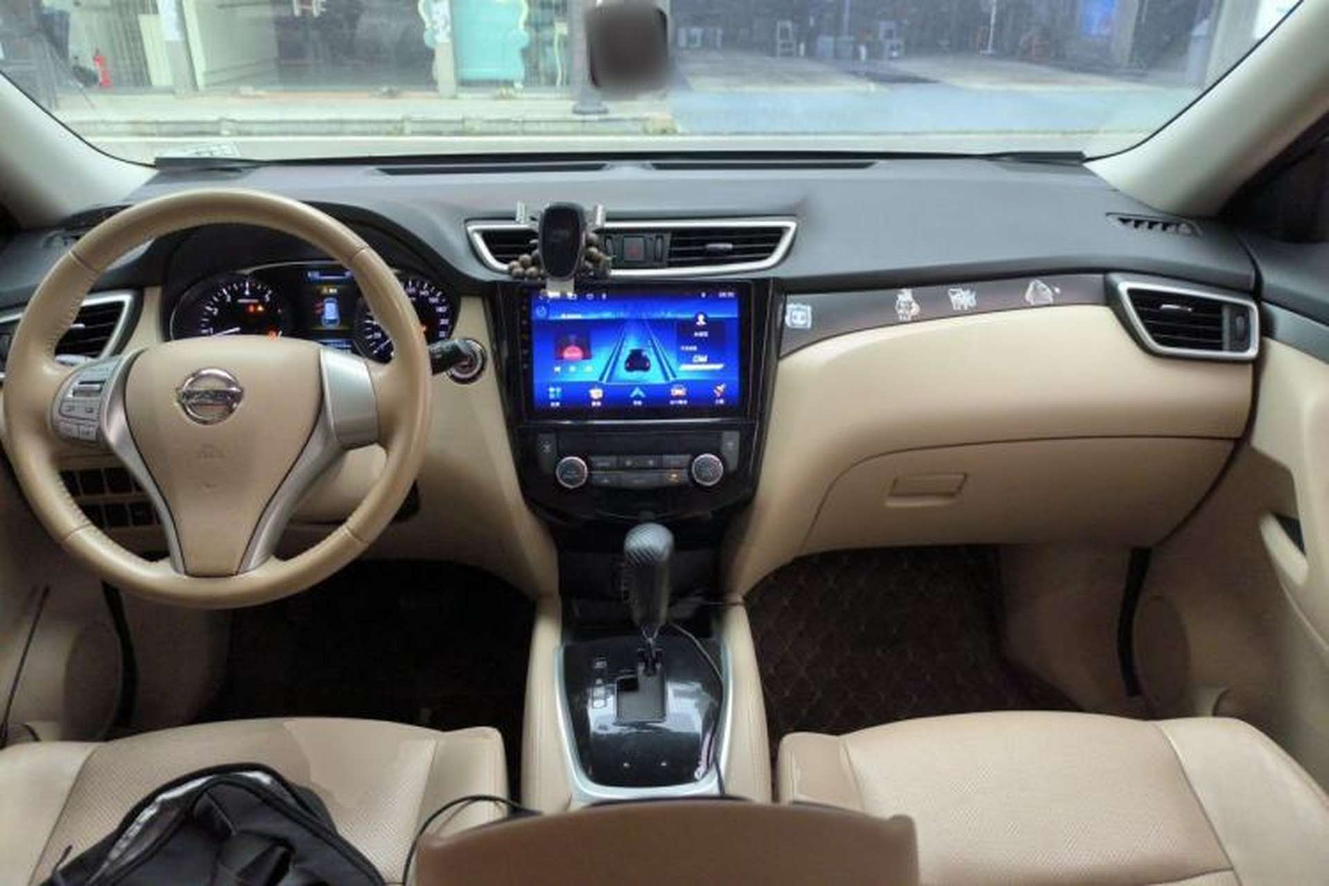 Used Nissan X-Trail 2014 2.0L CVT Comfort Edition 2WD Center Console