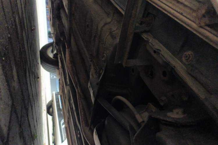 Used Nissan X-Trail 2014 2.0L CVT Comfort Edition 2WD Chassis Rear Left