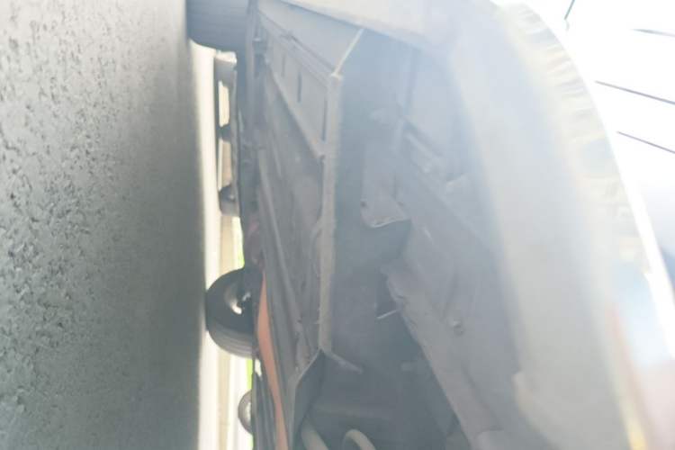 Used Nissan X-Trail 2014 2.0L CVT Comfort Edition 2WD Chassis Rear Left