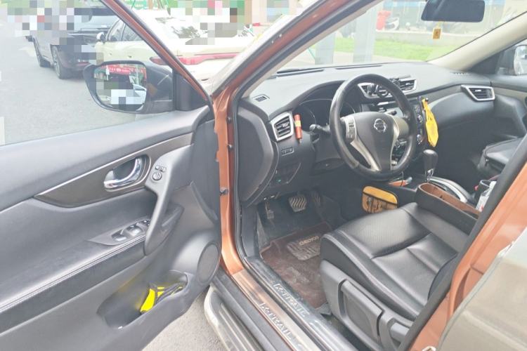 Used Nissan X-Trail 2014 2.0L CVT Comfort Edition 2WD Driver Seat