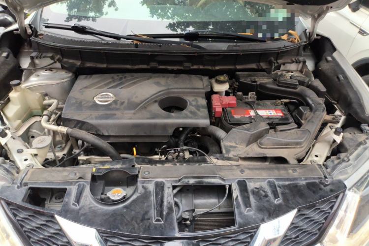 Used Nissan X-Trail 2014 2.0L CVT Comfort Edition 2WD Engine Bay