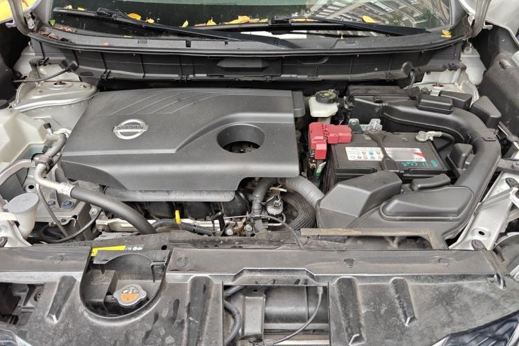 Used Nissan X-Trail 2014 2.0L CVT Comfort Edition 2WD Engine Bay