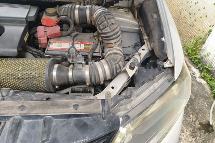 Used Nissan X-Trail 2014 2.0L CVT Comfort Edition 2WD Engine Bay Left