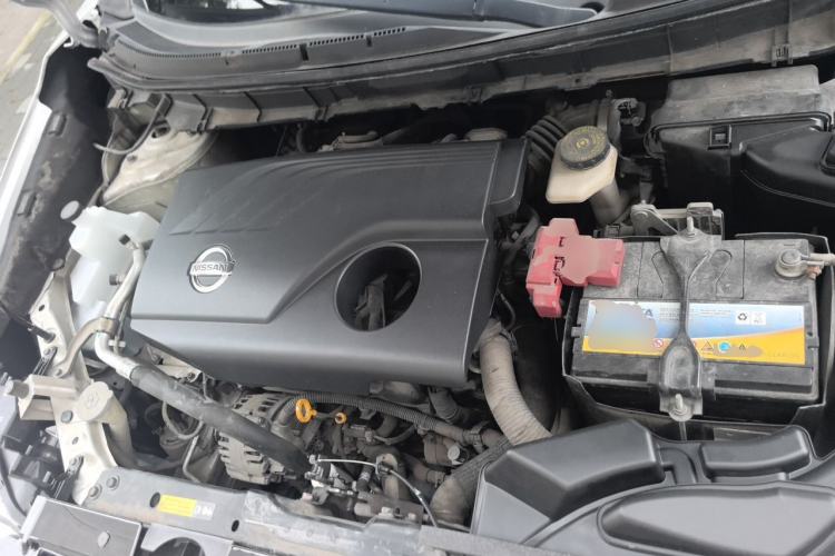 Used Nissan X-Trail 2014 2.0L CVT Comfort Edition 2WD Engine Bay
