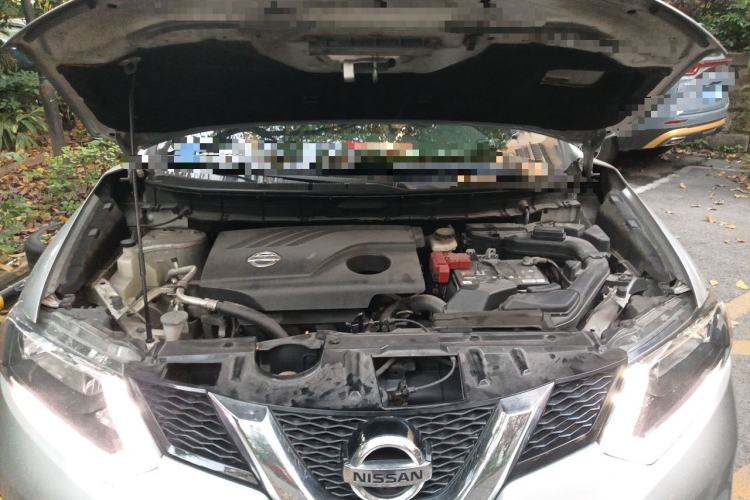 Used Nissan X-Trail 2014 2.0L CVT Comfort Edition 2WD Engine Bay