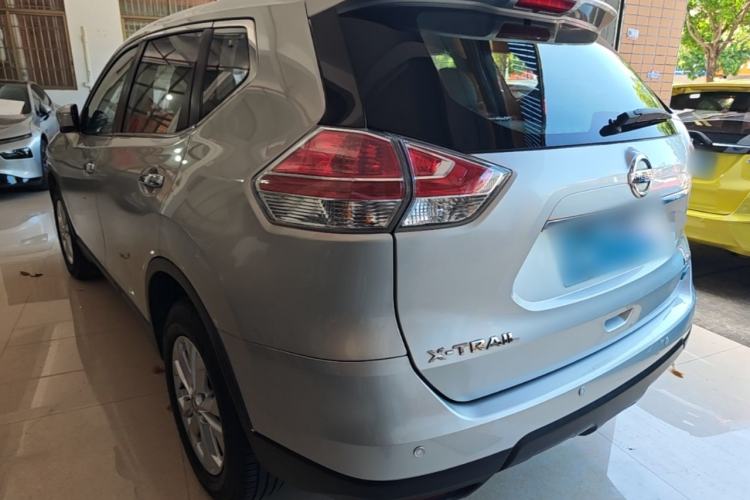 Used Nissan X-Trail 2014 2.0L CVT Comfort Edition 2WD Exterior 2