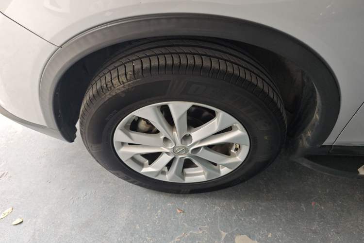 Used Nissan X-Trail 2014 2.0L CVT Comfort Edition 2WD Exterior 4