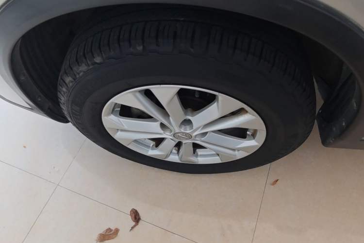 Used Nissan X-Trail 2014 2.0L CVT Comfort Edition 2WD Exterior 4