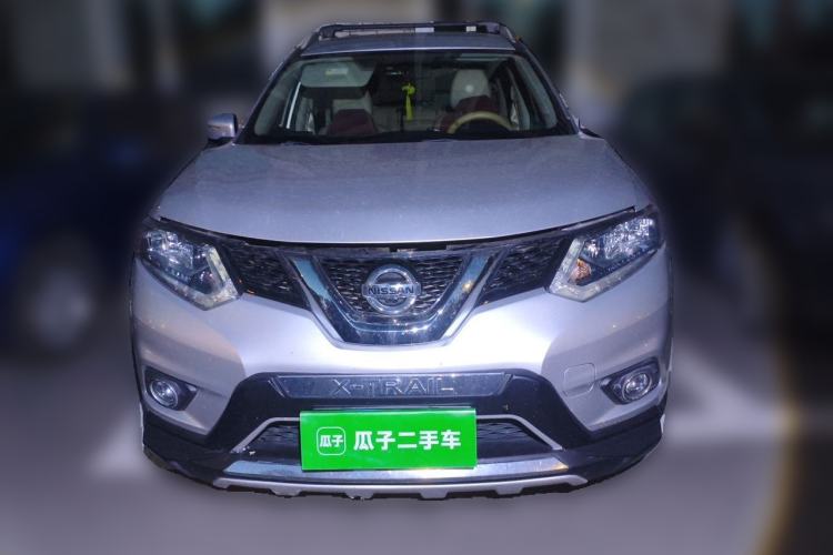 Used Nissan X-Trail 2014 2.5L CVT Luxury Edition 4WD Front