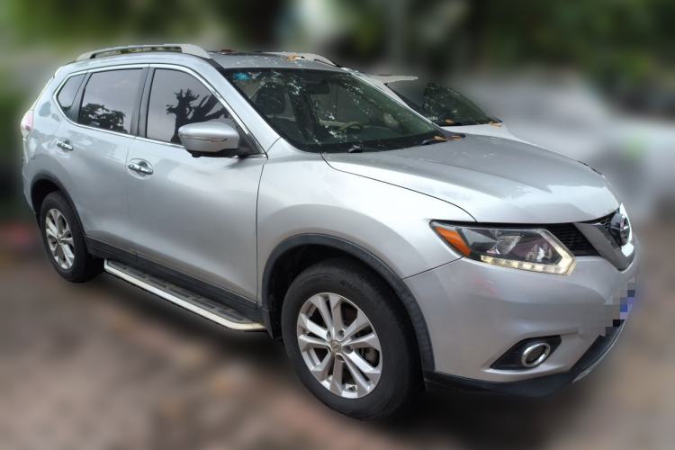 Used Nissan X-Trail 2014 2.0L CVT Comfort Edition 2WD Front Right 45 Deg
