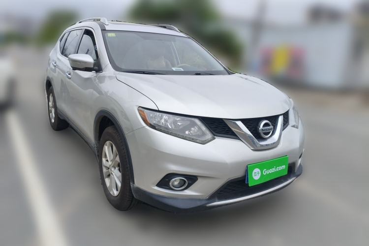 Used Nissan X-Trail 2014 2.0L CVT Comfort Edition 2WD Front Right 45 Deg