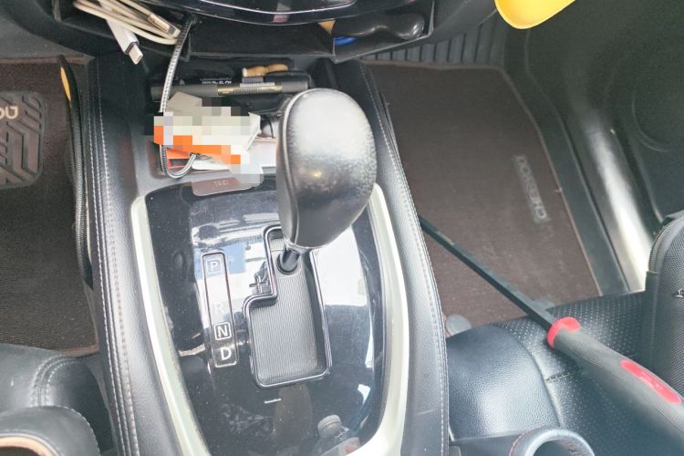 Used Nissan X-Trail 2014 2.0L CVT Comfort Edition 2WD Gear Lever