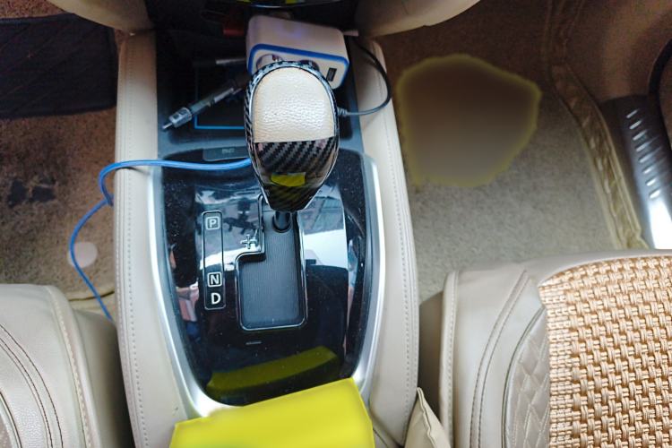 Used Nissan X-Trail 2014 2.0L CVT Comfort Edition 2WD Gear Lever