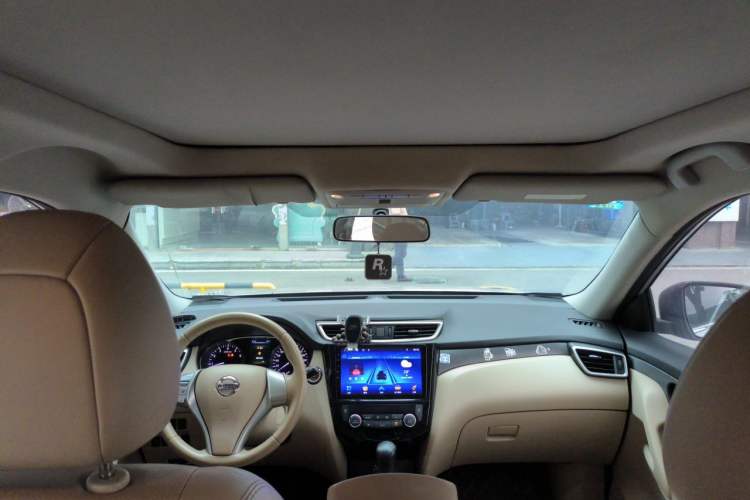 Used Nissan X-Trail 2014 2.0L CVT Comfort Edition 2WD Headliner
