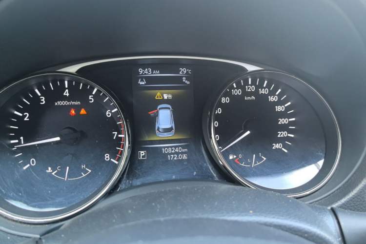 Used Nissan X-Trail 2014 2.5L CVT Luxury Edition 4WD Instrument Cluster