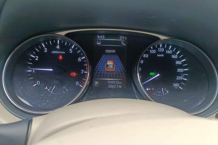 Used Nissan X-Trail 2014 2.5L CVT Ultimate Edition 4WD Instrument Cluster