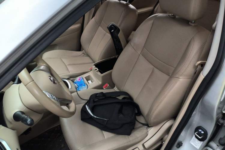 Used Nissan X-Trail 2014 2.0L CVT Comfort Edition 2WD Left Front Seat