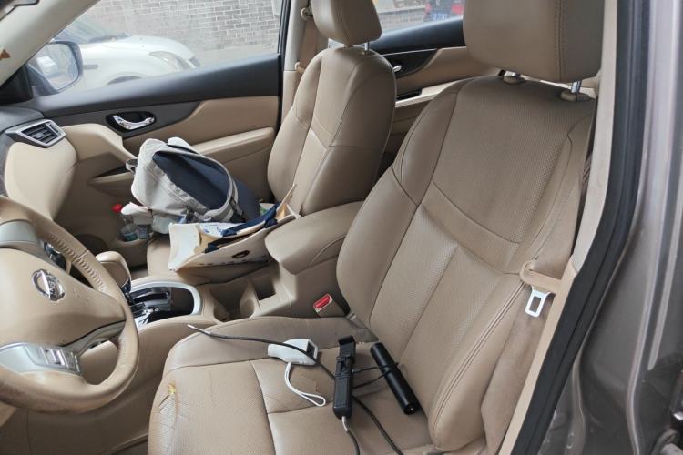 Used Nissan X-Trail 2014 2.0L CVT Comfort Edition 2WD Left Front Seat