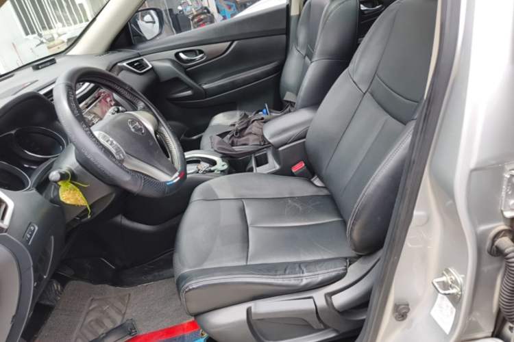 Used Nissan X-Trail 2014 2.0L CVT Comfort Edition 2WD Left Front Seat