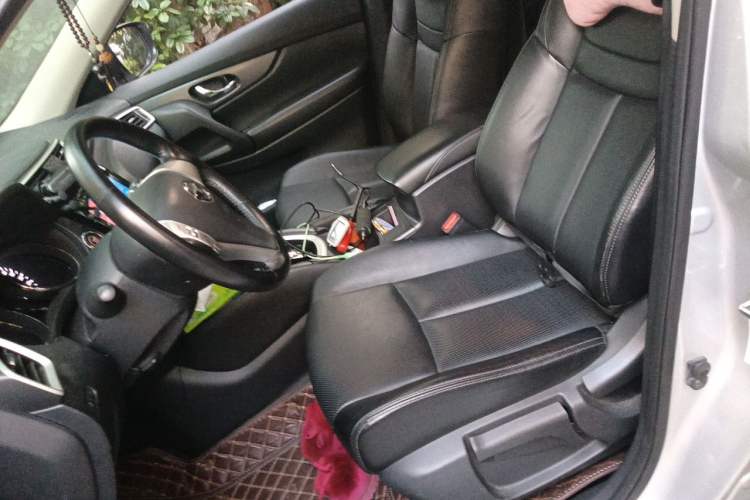 Used Nissan X-Trail 2014 2.0L CVT Comfort Edition 2WD Left Front Seat