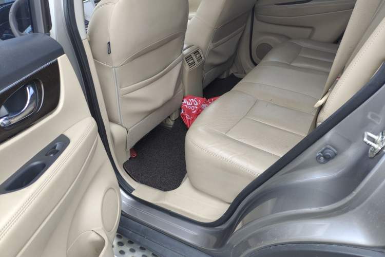 Used Nissan X-Trail 2014 2.5L CVT Ultimate Edition 4WD Left Rear Seat