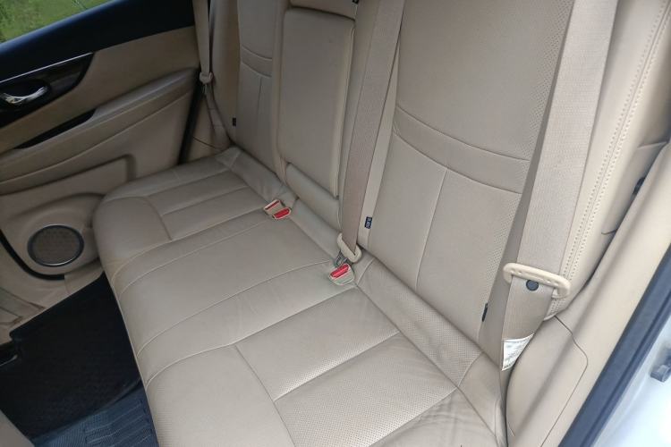 Used Nissan X-Trail 2014 2.5L CVT Ultimate Edition 4WD Left Rear Seat