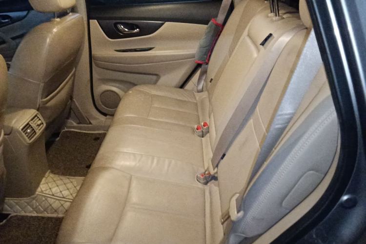 Used Nissan X-Trail 2014 2.0L CVT Comfort Edition 2WD Left Rear Seat