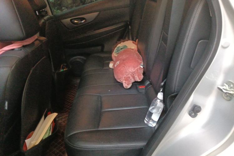 Used Nissan X-Trail 2014 2.0L CVT Comfort Edition 2WD Left Rear Seat