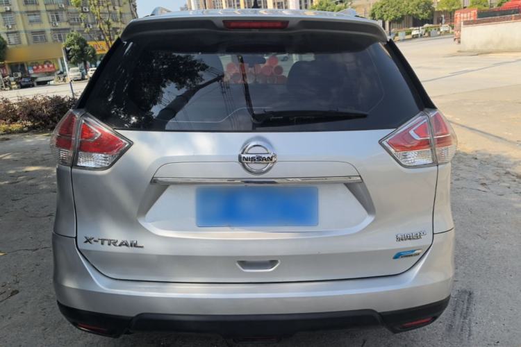 Used Nissan X-Trail 2014 2.5L CVT Luxury Edition 4WD Rear