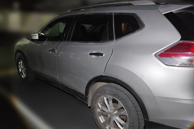 Used Nissan X-Trail 2014 2.0L CVT Comfort Edition 2WD Rear Left 45 Deg