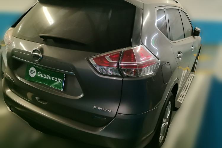 Used Nissan X-Trail 2014 2.0L CVT Comfort Edition 2WD Rear Right 45 Deg