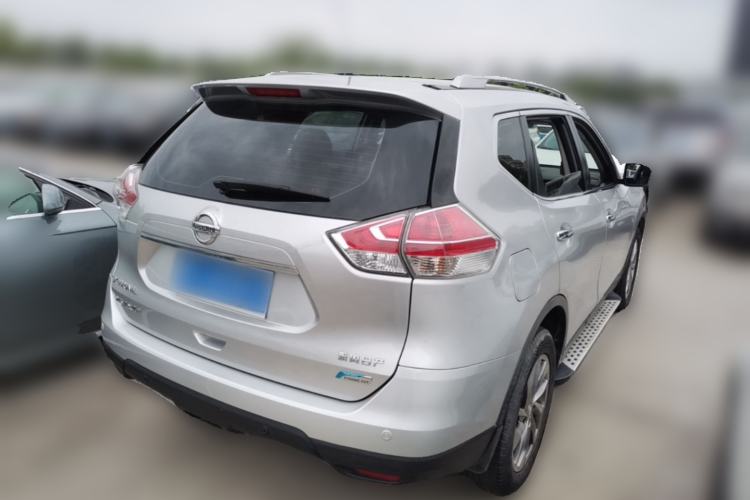 Used Nissan X-Trail 2014 2.5L CVT Luxury Edition 4WD Rear Right 45 Deg