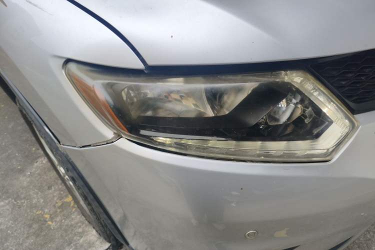 Used Nissan X-Trail 2014 2.0L CVT Comfort Edition 2WD Right Front Headlight
