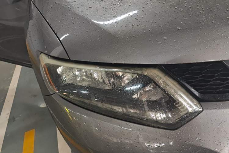 Used Nissan X-Trail 2014 2.0L CVT Comfort Edition 2WD Right Front Headlight