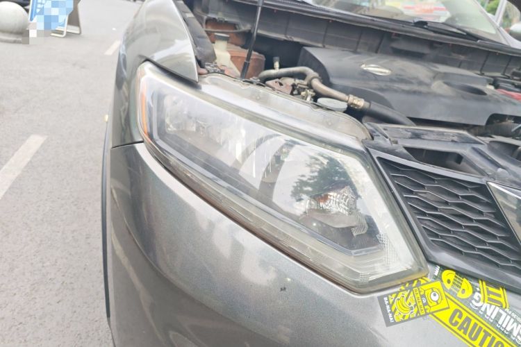 Used Nissan X-Trail 2014 2.0L CVT Comfort Edition 2WD Right Front Headlight