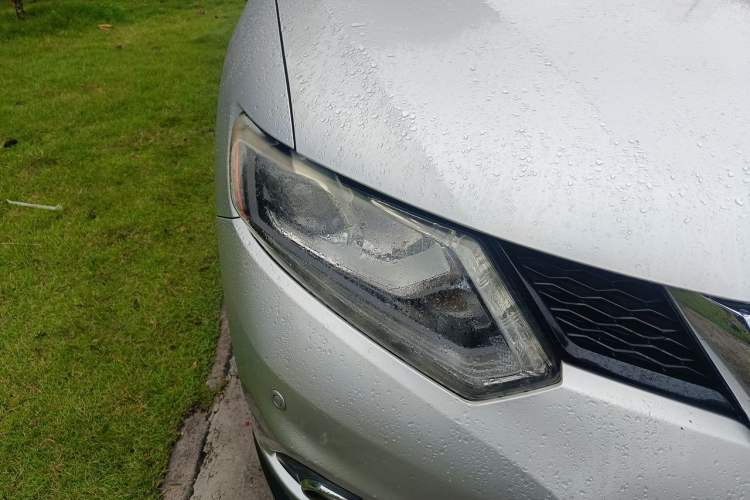 Used Nissan X-Trail 2014 2.5L CVT Ultimate Edition 4WD Right Front Headlight