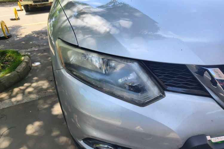 Used Nissan X-Trail 2014 2.0L CVT Comfort Edition 2WD Right Front Headlight