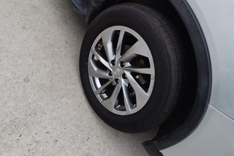 Used Nissan X-Trail 2014 2.5L CVT Luxury Edition 4WD Right Front Wheel Hub