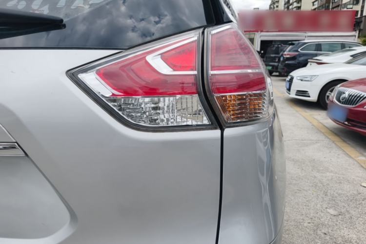 Used Nissan X-Trail 2014 2.0L CVT Comfort Edition 2WD Right Rear Taillight